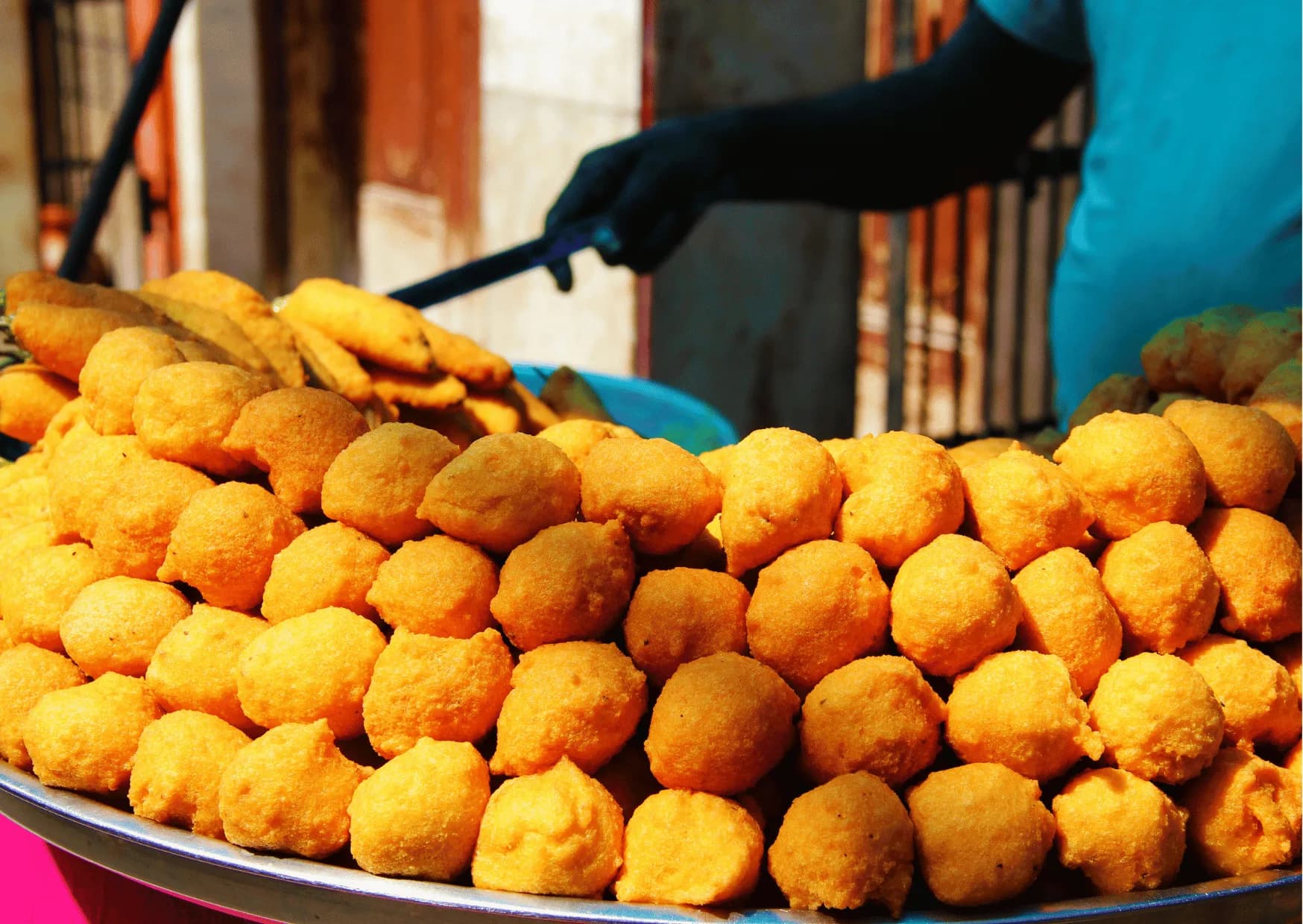 This walking tour offers over five delicious authentic delicacies to s — photo 8