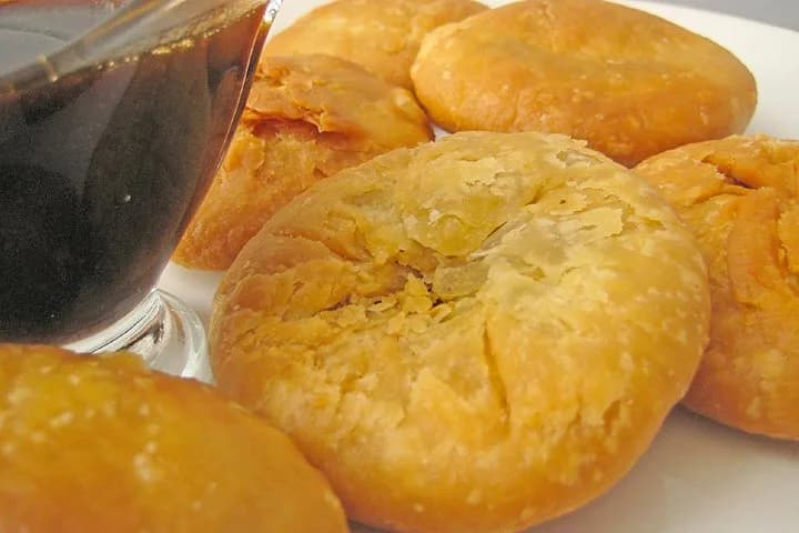 Explore Jaipur’s royal street food on a guided walking tour. Taste 7+ — photo 6