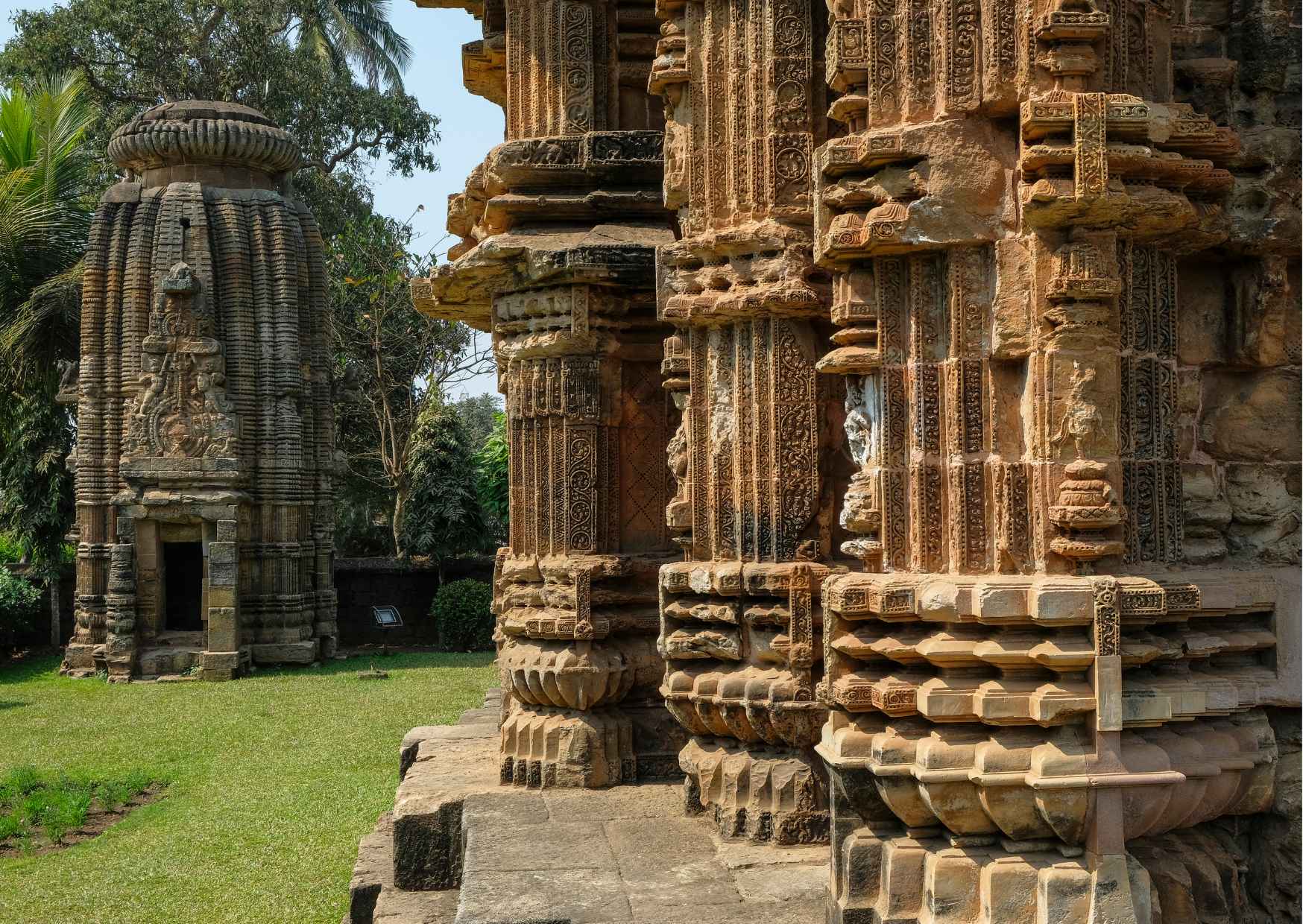 Explore the historical trails of a city and experience secrets in its — photo 7