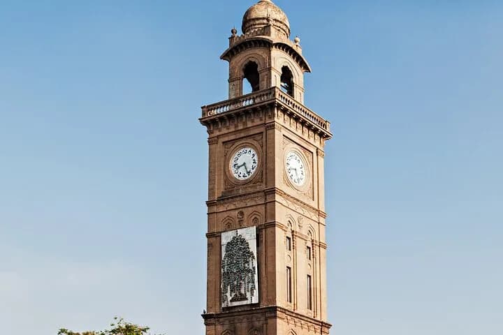 Mysore is a stunning city by day, but its beauty is amplified by night — photo 4