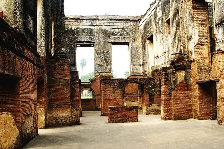 Experience Lucknow's colonial side on this spectacular walking tour de — photo 5