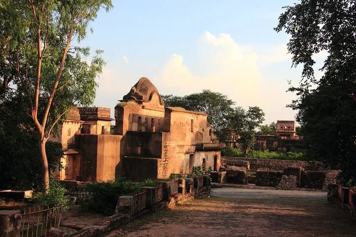 Experience authentic Jhansi on this amazing walking tour of the old to — photo 5
