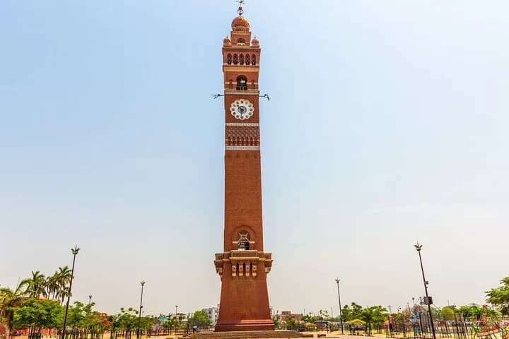 Experience authentic Lucknow on this amazing walking tour of the old t — photo 4