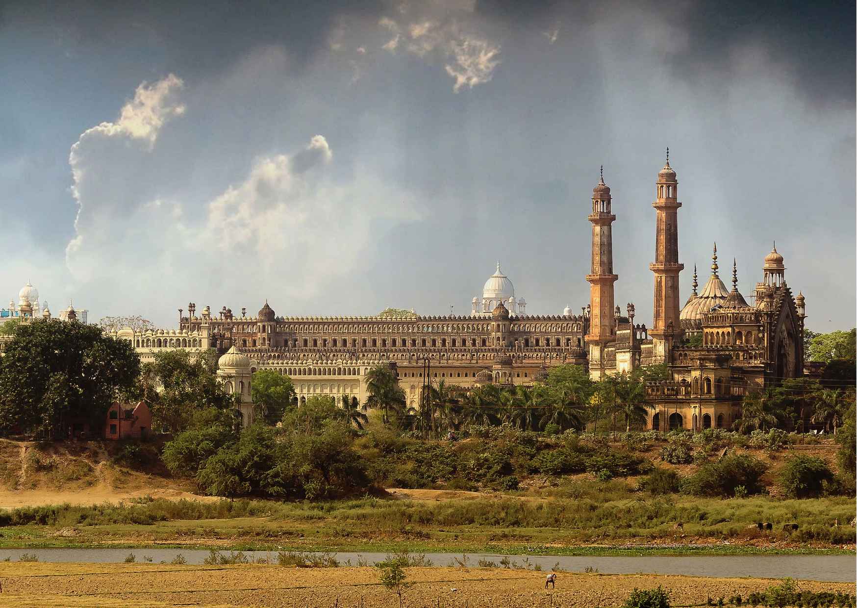 Experience authentic Lucknow on this amazing walking tour of the old t — photo 7