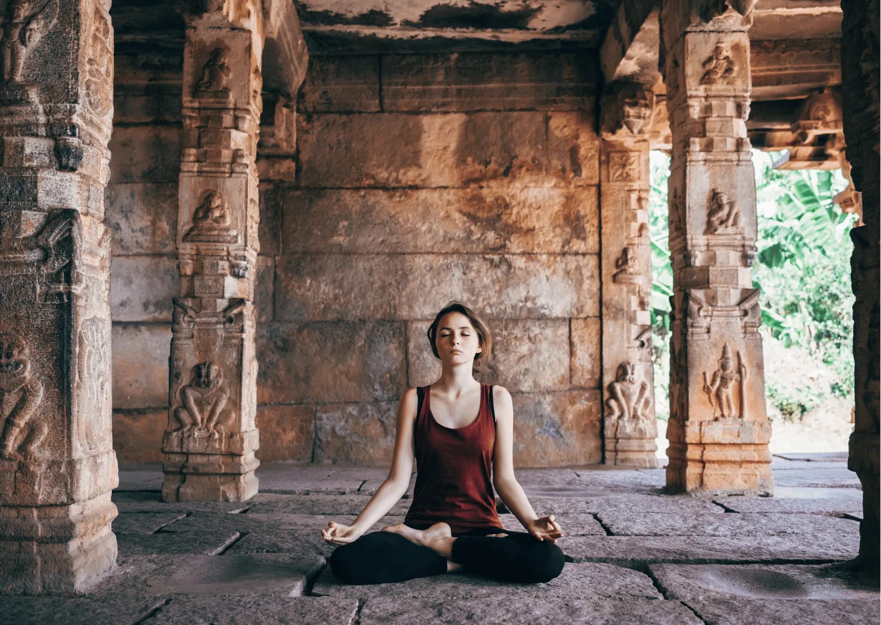 See stunningly picturesque hilltop monuments, temple ruins, markets, a — photo 7