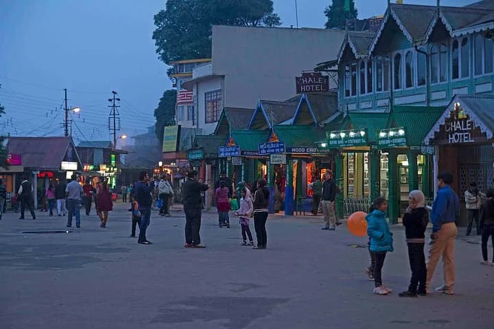 Experience authentic Darjeeling on this amazing walking tour of the ol — photo 4