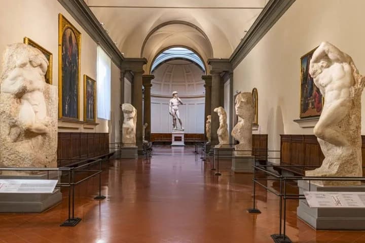 Accademia Gallery and Bargello Museums Entry Pass with Audio — photo 3