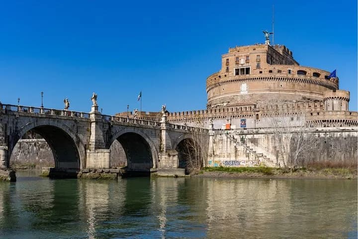 Castel Sant'Angelo Skip-the-Line Entry Ticket in Rome — photo 7