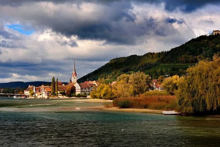 Day Trip to Rhine Falls & Stein am Rhein with a local from Zurich — photo 3