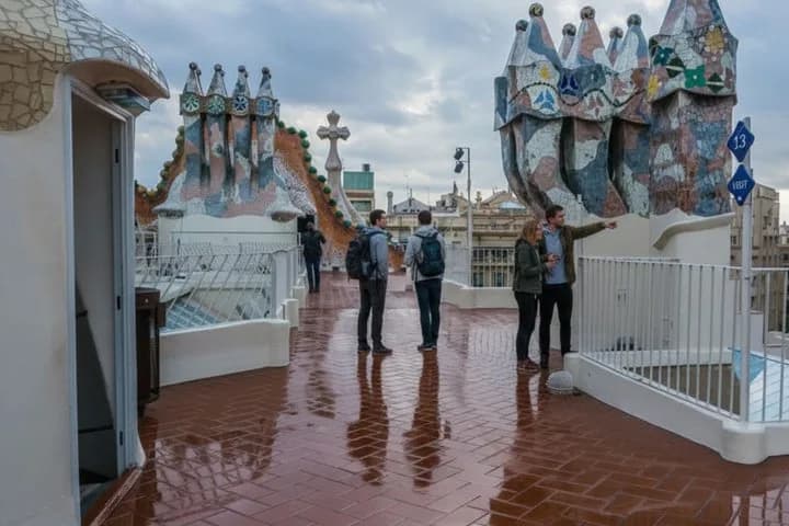 Casa Batlló Ticket with Private Residence, Rooftop and AR Guide — photo 8