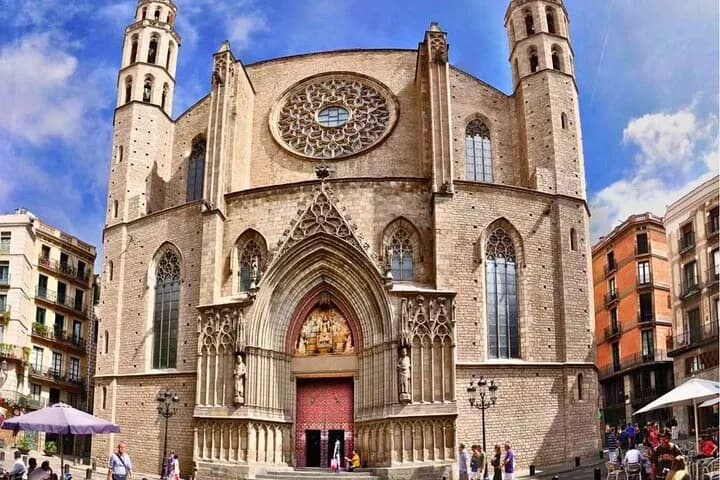 Barcelona Santa Maria del Mar Basilica and Rooftop Entry Ticket — photo 8