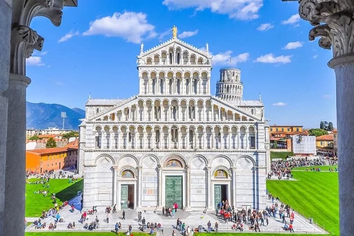 Timed Entrance to Leaning Tower & Cathedral with AudioGuide — photo 3