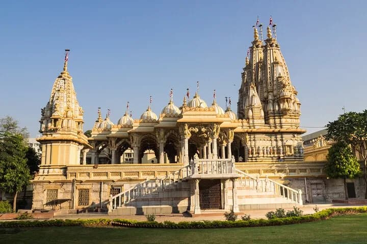 Explore all of Ahmedabad's stunning and popular sights which still ref — photo 4