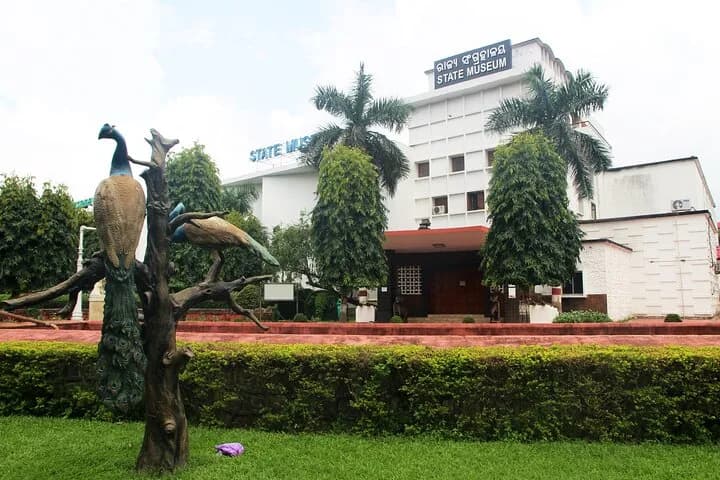 Discover all the beautiful and famous sites of Bhubaneswar and taste l — photo 6
