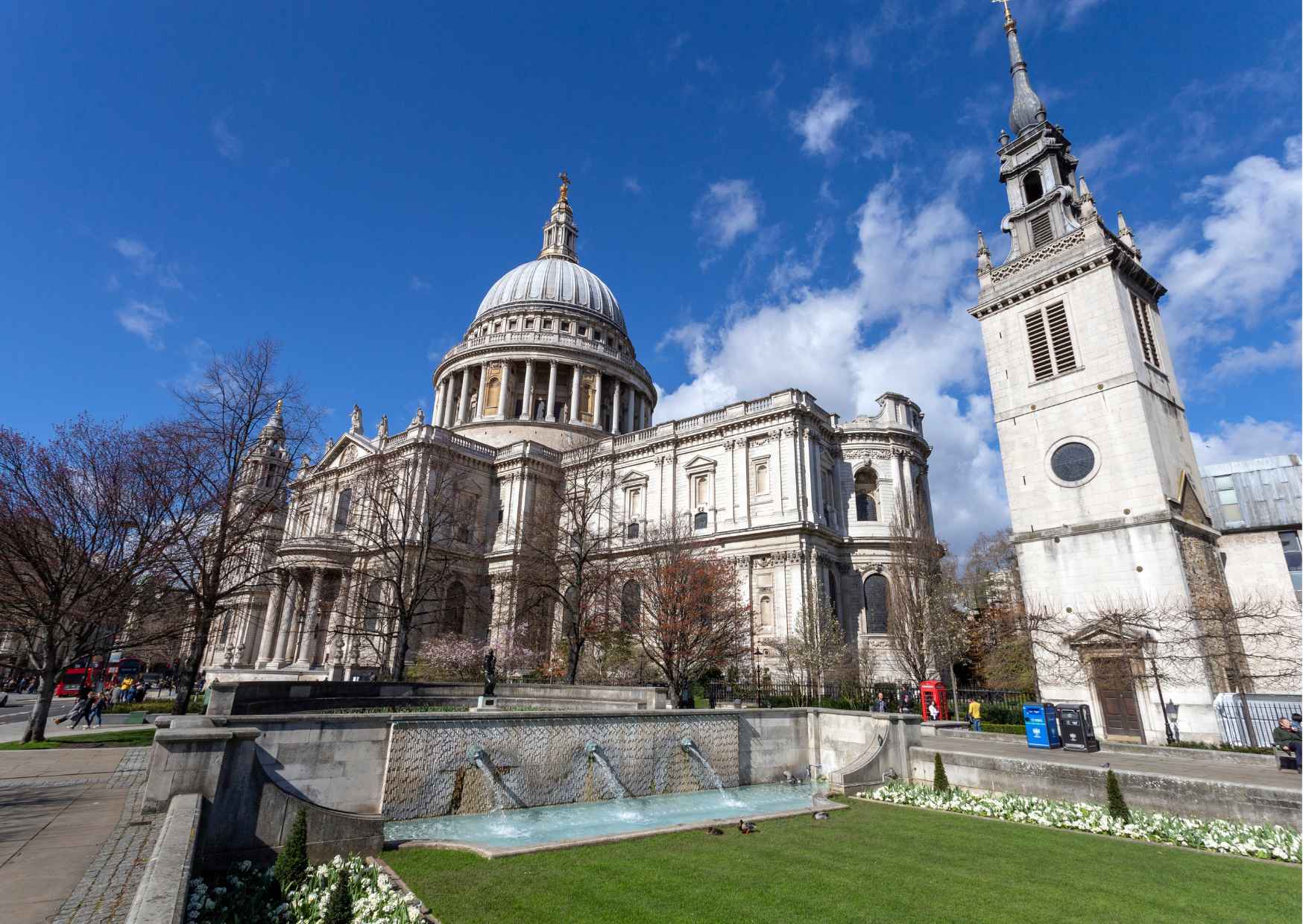St. Paul’s Cathedral Entrance — photo 5