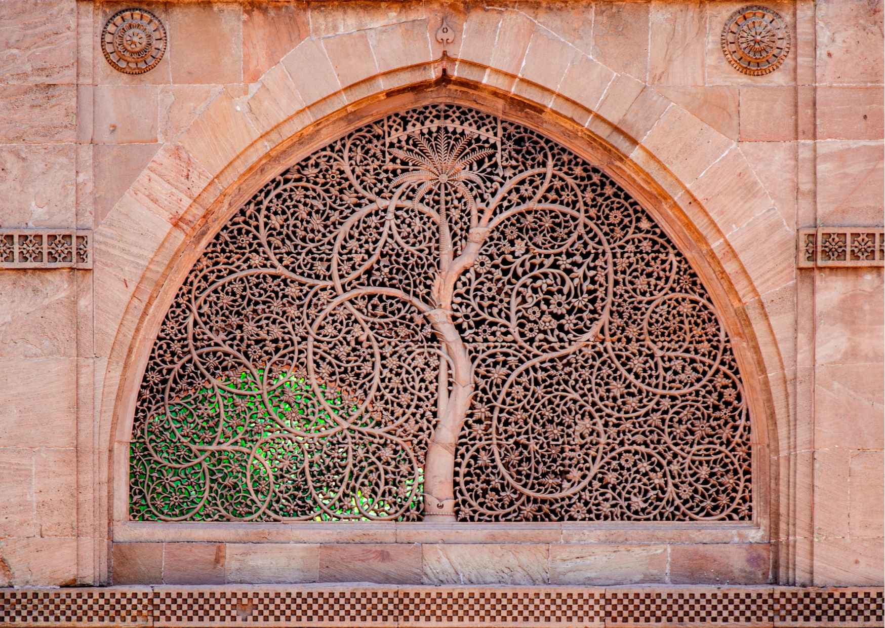 Explore all of Ahmedabad's stunning and popular sights which still ref — photo 7