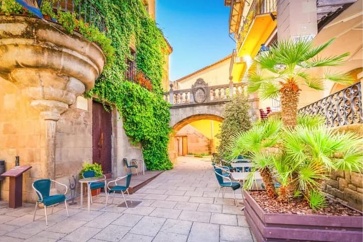 Poble Espanyol Entry Ticket with Audio Guide — photo 8