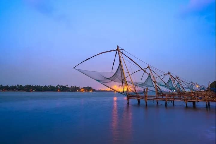 Iconic Sights of Kochi on a Private Guided Tour by Car