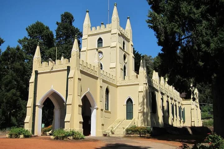 Discover the city's history, culture, and way of life by visiting pict — photo 3