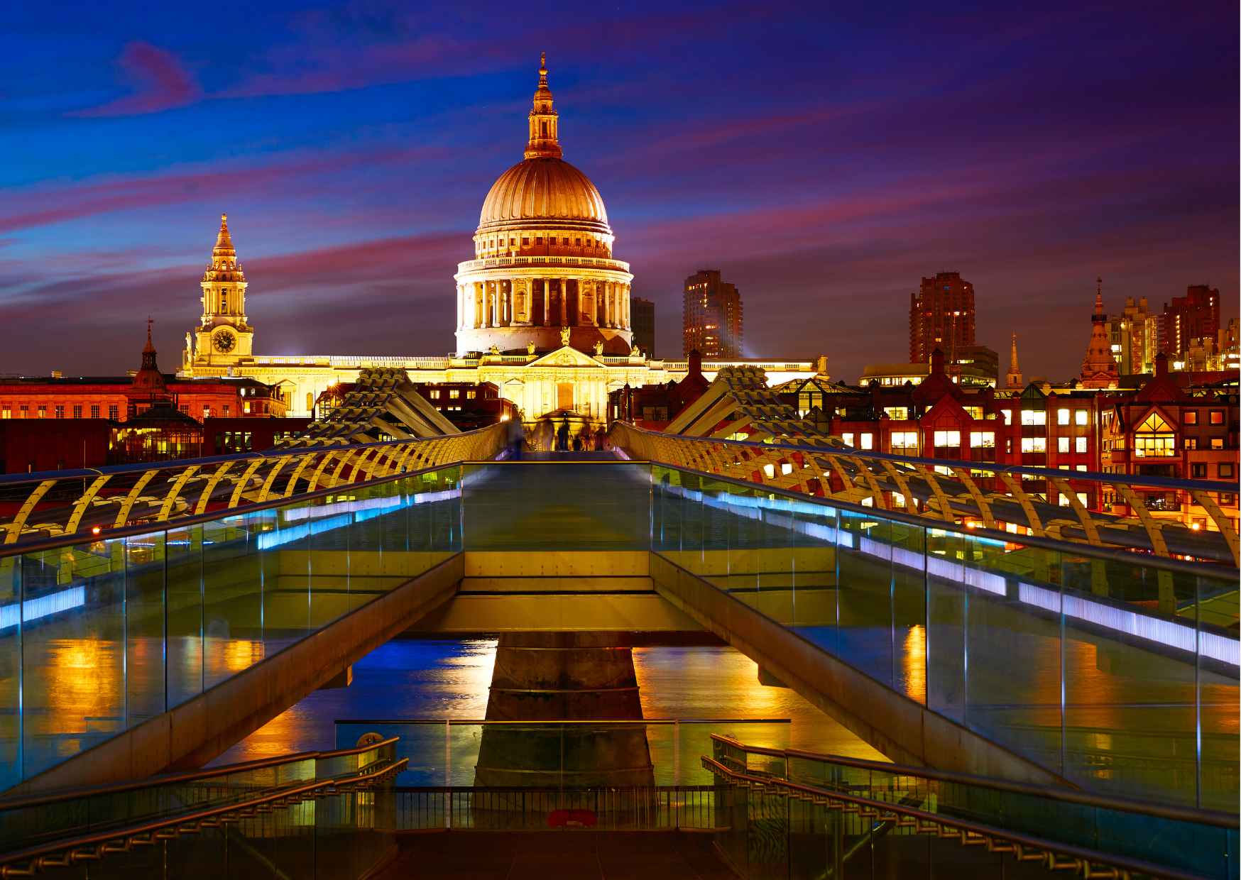 St. Paul’s Cathedral Entrance — photo 6