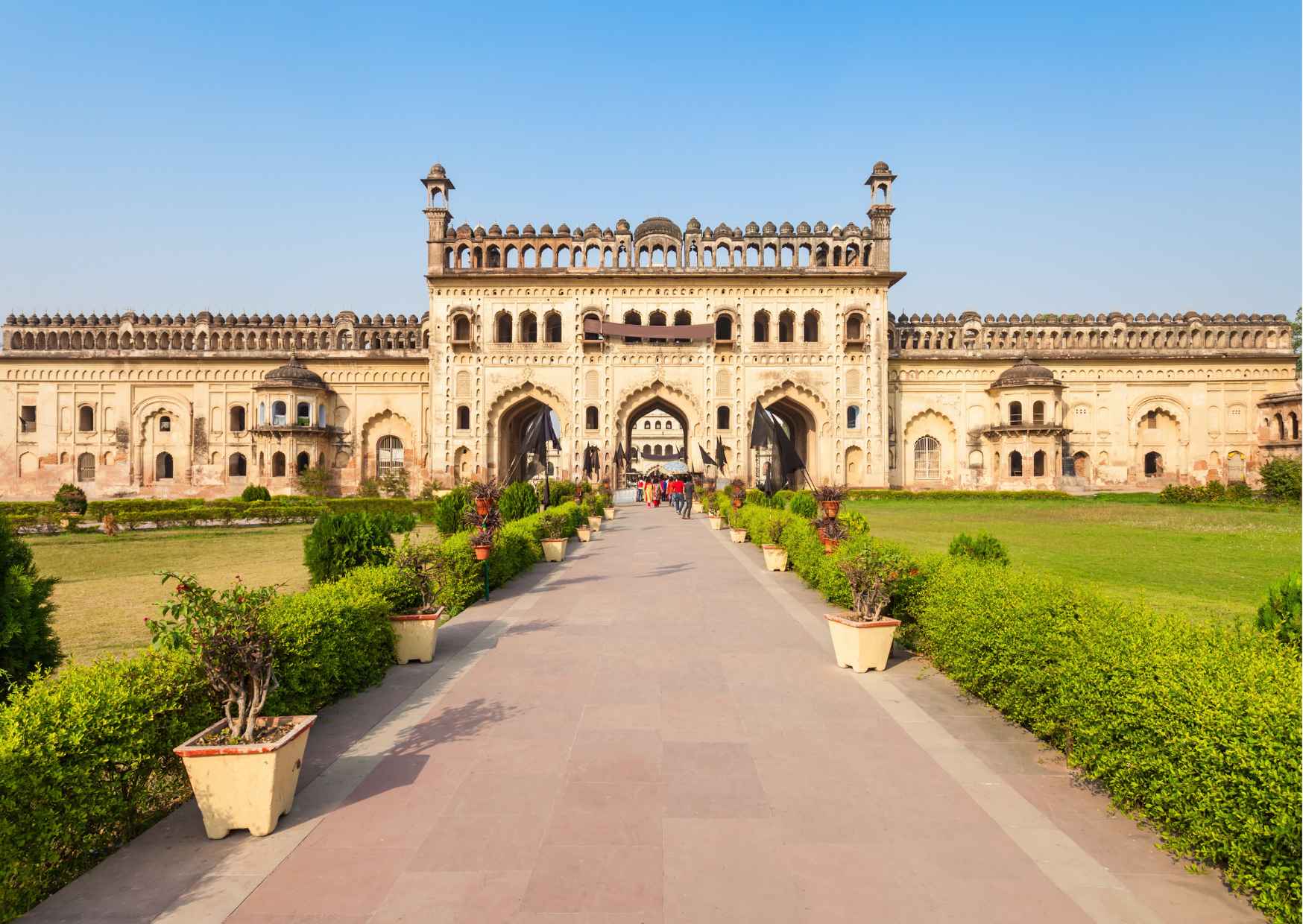 Experience Lucknow's colonial side on this spectacular walking tour de — photo 8