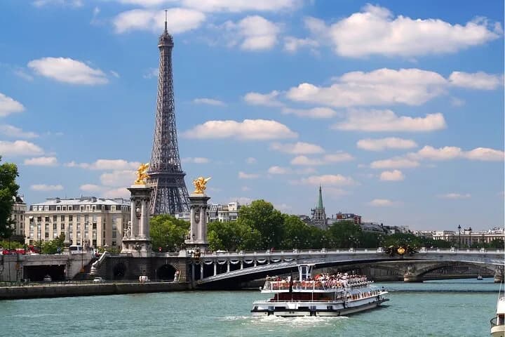 Paris Louvre Museum Timed Entrance Ticket with Seine River Cruise — photo 8