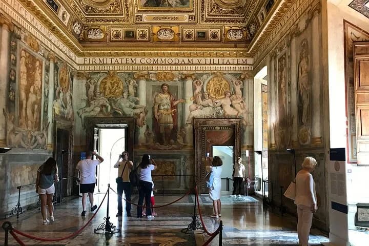 Castel Sant'Angelo Skip-the-Line Entry Ticket in Rome — photo 4