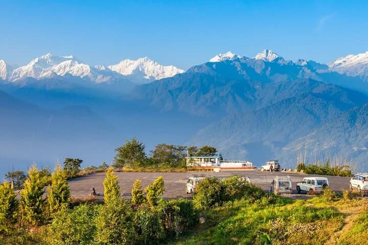 Discover all the beautiful and famous sites of Pelling, famous Buddha — photo 5