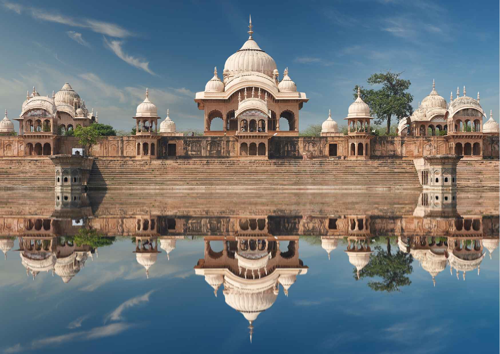Discover the best of places where Lord Krishna lived, these places wil — photo 5