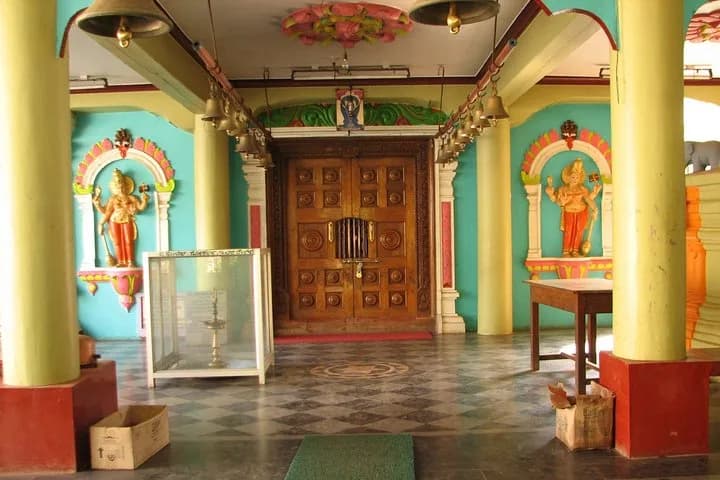 Join us for this fantastic walking tour of the ancient town and experi — photo 3