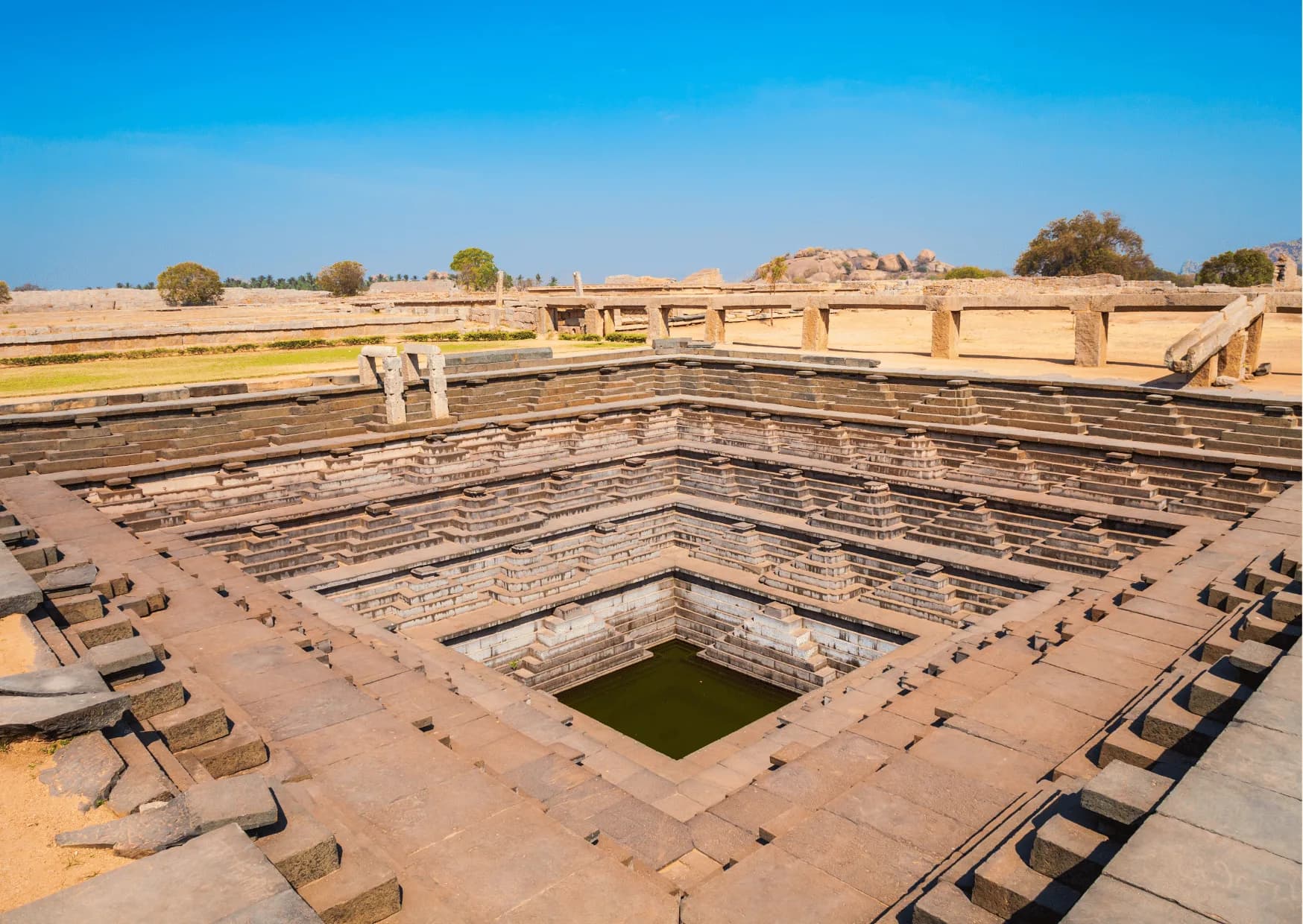 See stunningly picturesque hilltop monuments, temple ruins, markets, a — photo 9