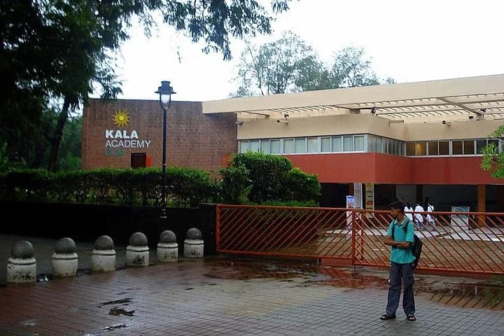 Walk through some of most scenic and planned neighborhoods of Panjim - — photo 4
