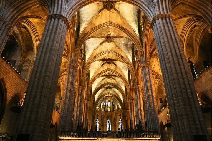 Barcelona Cathedral Priority Entry Ticket with Rooftop Access — photo 5