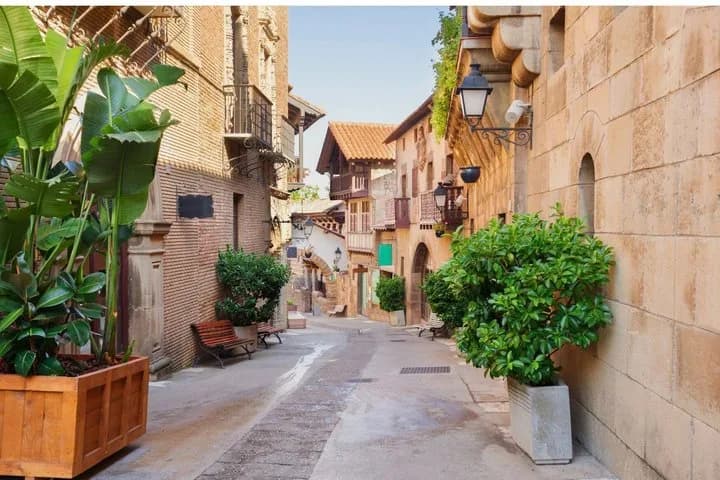Poble Espanyol Entry Ticket with Audio Guide — photo 6