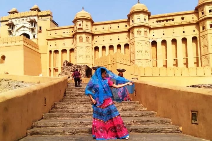 The pink city, Jaipur, is renowned for its magnificent forts and palac — photo 4