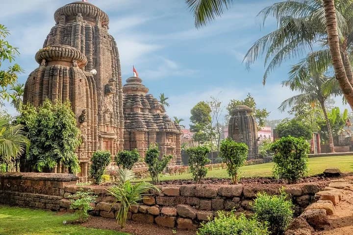Experience authentic Bhubaneswar on this amazing walking tour of the o