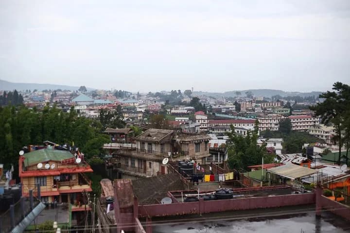 Discover all the beautiful and famous sites of Shillong and taste loca — photo 5
