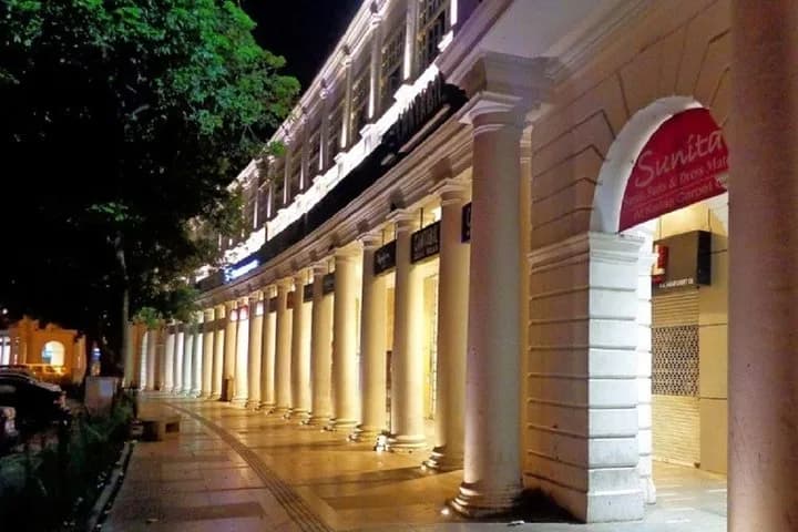 Delhi: Pub Crawl (3 Hours Guided Bar Hopping Tour) — photo 6