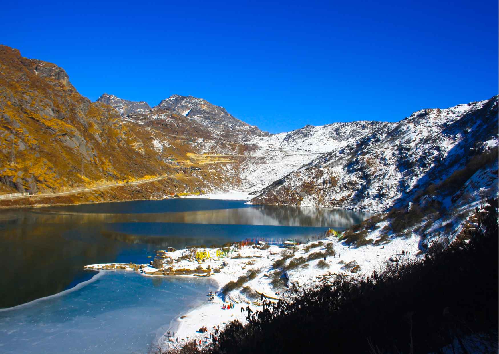 Visit Tsomgo Lake and Nathula Pass on a carefully planned 10-hour priv — photo 8