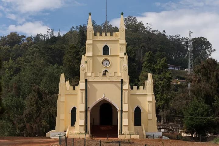 Discover Ooty outside the main tourist attractions and take in your gu — photo 3