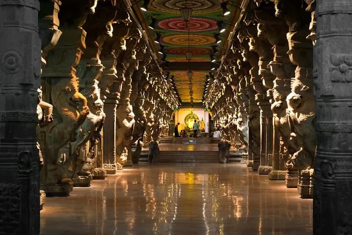 This exceptional trip gives you the chance to witness a vibrant mix of — photo 2