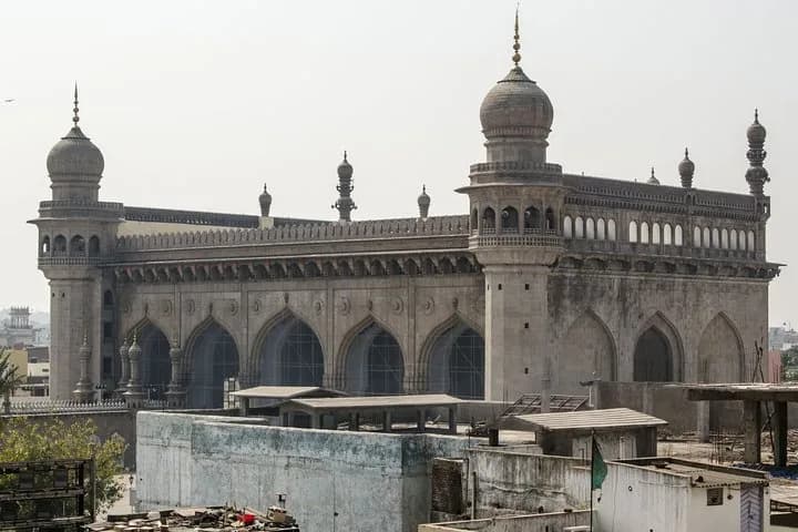 This walking tour will provide you with an excellent introduction to t — photo 4