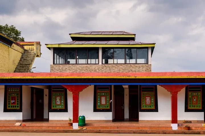 Discover all the beautiful and famous sites of Gangtok and taste local — photo 6