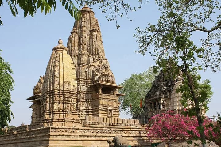Experience authentic Khajuraho on this amazing walking tour of the old — photo 5