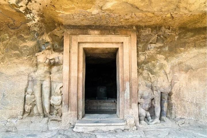 Mumbai Private Tour to Elephanta Caves with Entrance Ticket — photo 8
