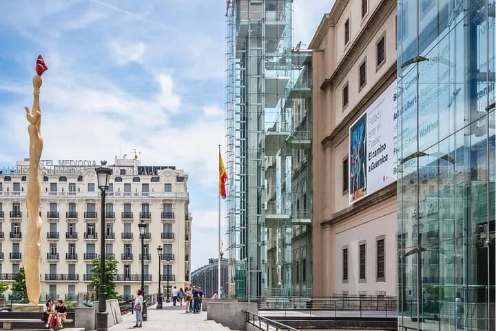 Madrid Reina Sofia Museum with Entry Ticket with Audio Guide — photo 2