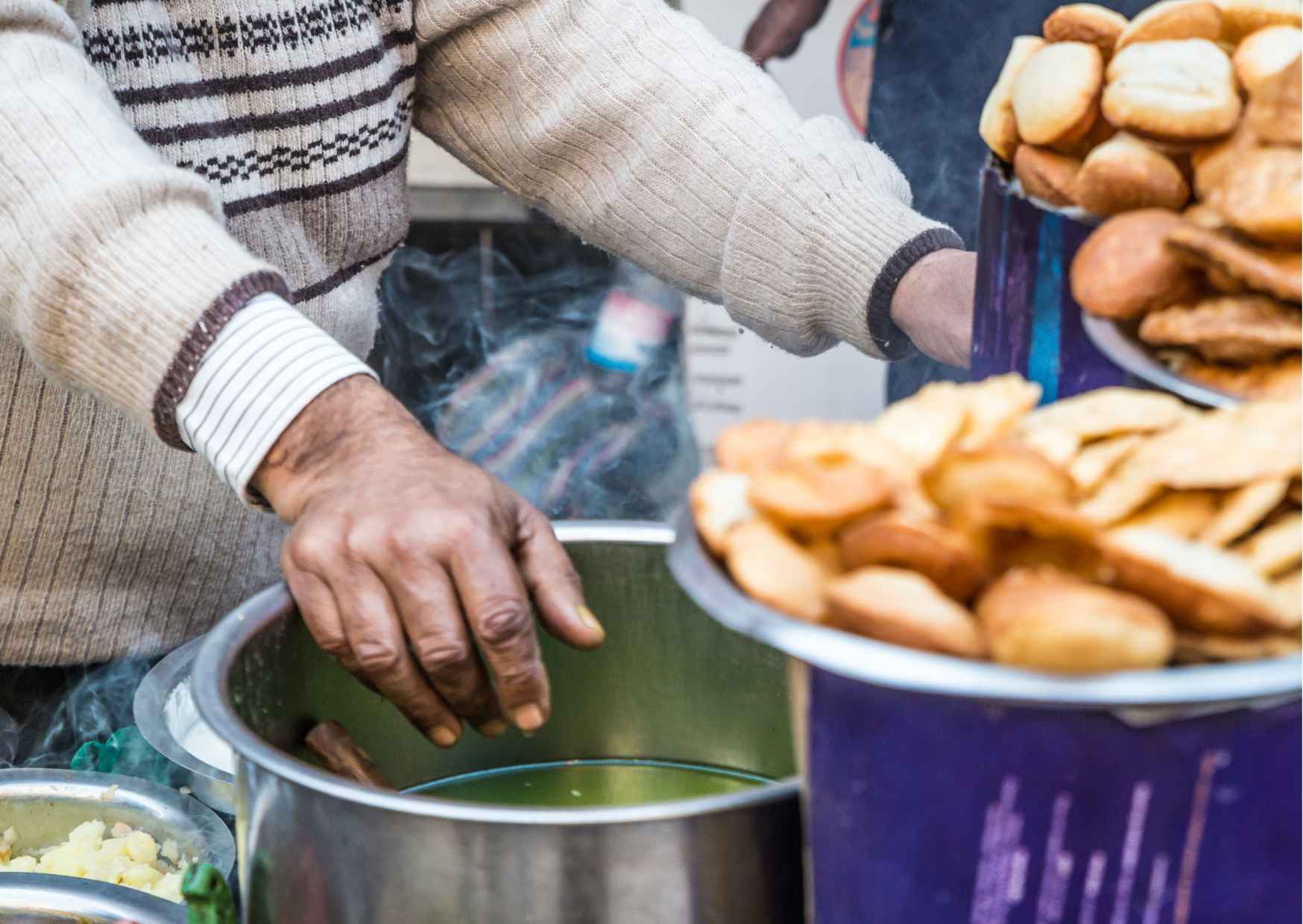 Leh is tourist paradise and for centuries it is also known for its ric — photo 7