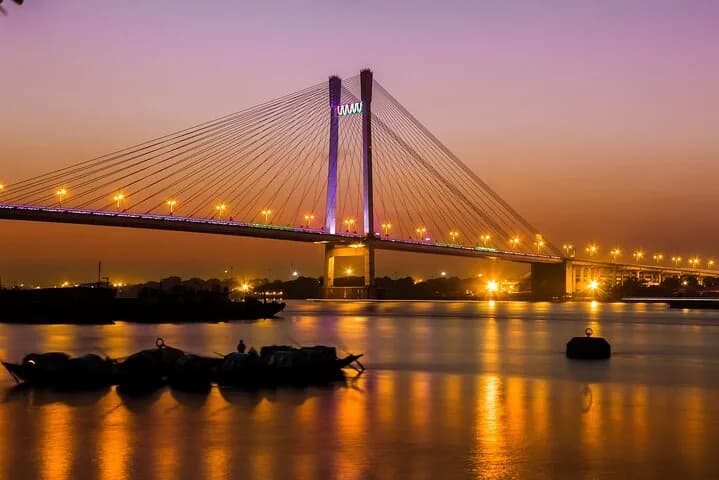 Kolkata is a beautiful city during the day, yet it is even more beauti — photo 3