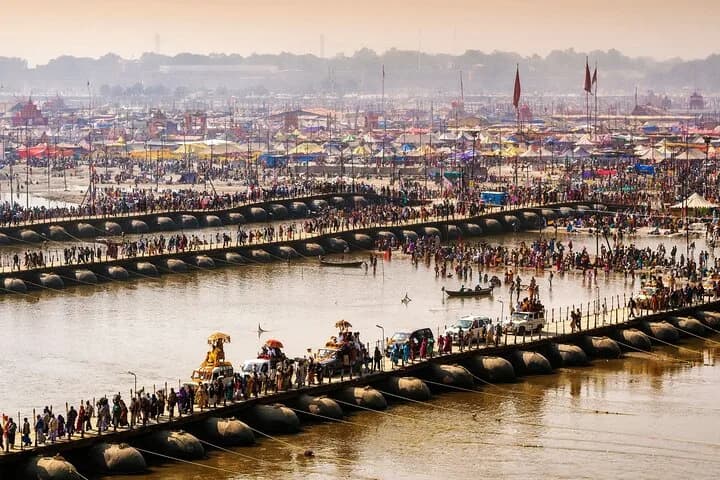 Explore the magnificent landmarks, vibrant markets, renowned museums, — photo 7