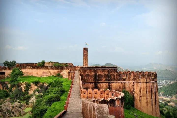 The pink city, Jaipur, is renowned for its magnificent forts and palac — photo 5